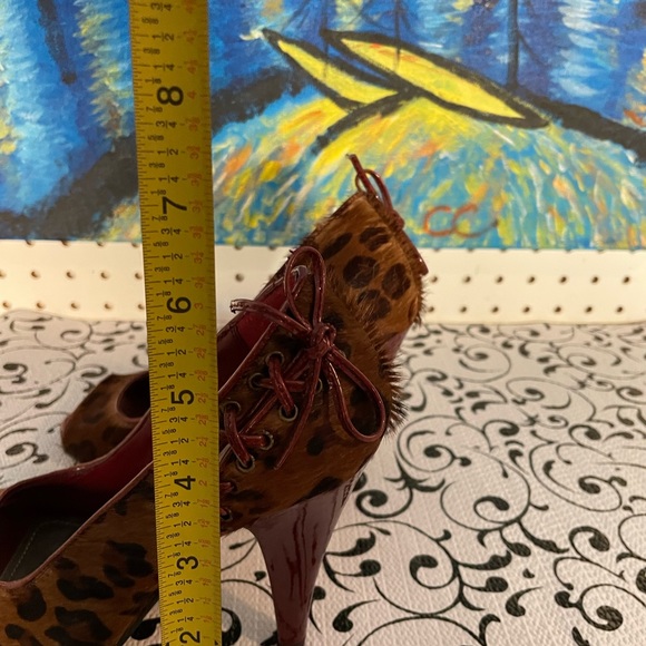 Fergie. Animal print. Size 5.  4’ heels. - Picture 5 of 7